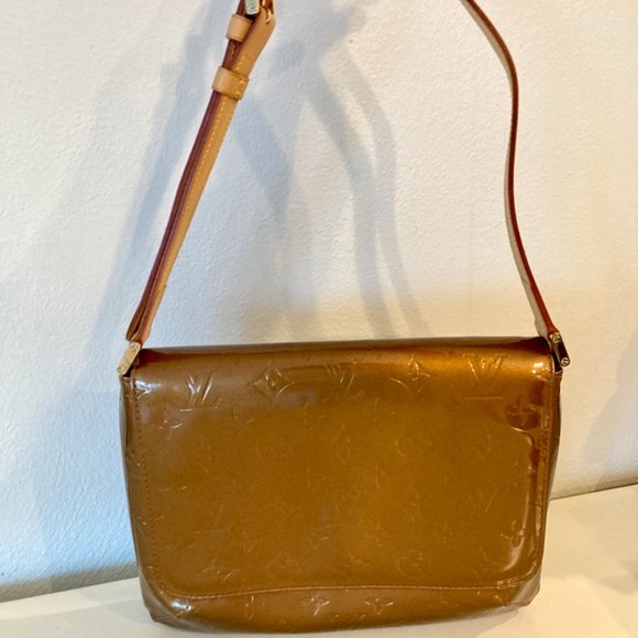 Louis Vuitton Monogram Vernis Thompson Street Purse - Picture 2 of 11